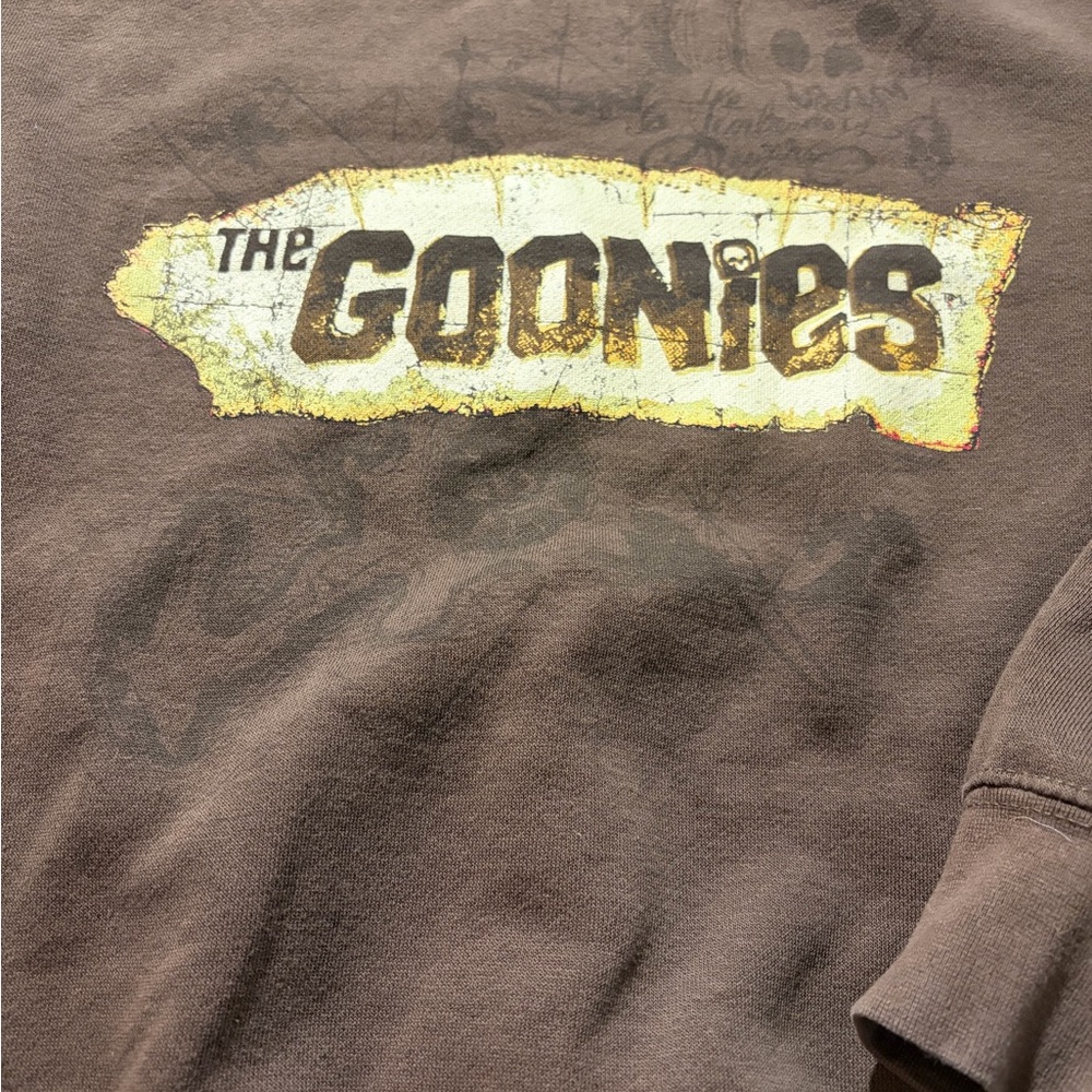 Warner Bros Brown Goonies Pull Over Sweater - Picture 2 of 5